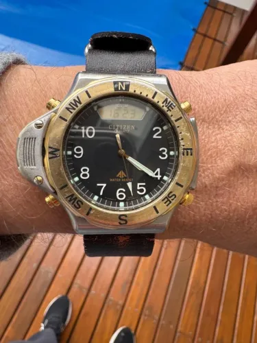 Citizen Altichron C040 Gold - made in Japan