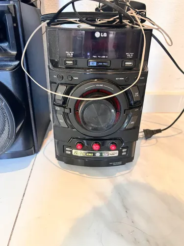 Mini System LG CM4420 - 260W RMS | Dual USB | Auto DJ | Excelente Som