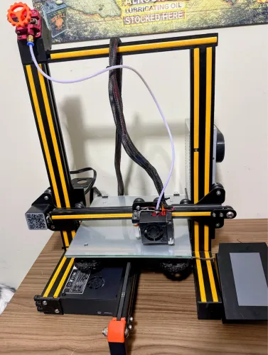 Impressora 3D Creality Ender 3 V1 - Super Equipada (Touchscreen + Auto Level)
