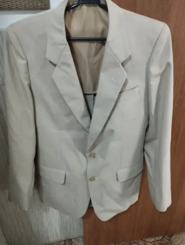 Vendo ternos Tam m novos qualquer peça 20$