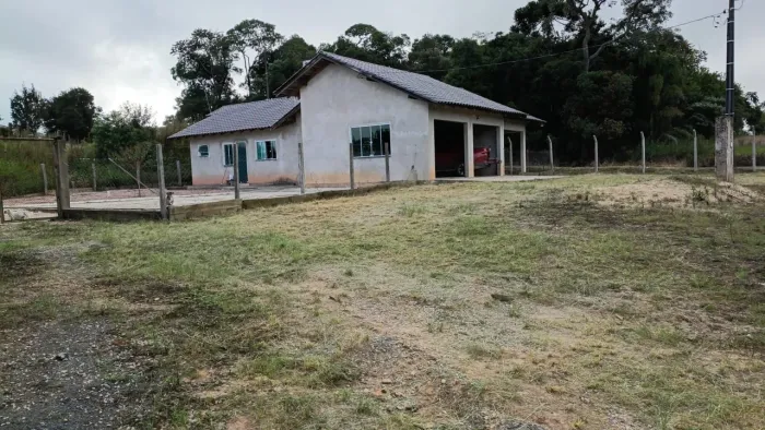 Vendo casa padrão