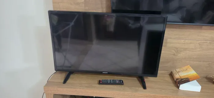 Vendo TV samsung 32" não smart