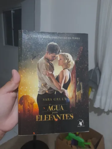 Livro água para elefantes 