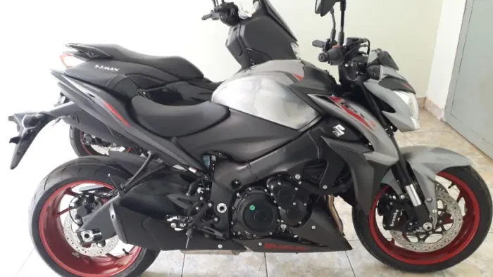 gsx s 1000 unico dono sem detalhes com acessorios