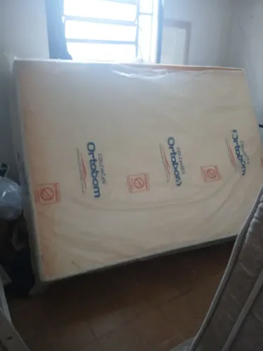 Cama box de casal Ortobom para doação
