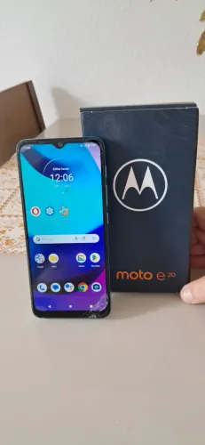 Motorola Moto E20