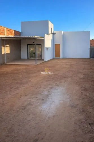 Casa - 01 Quarto - Plano Diretor Sul