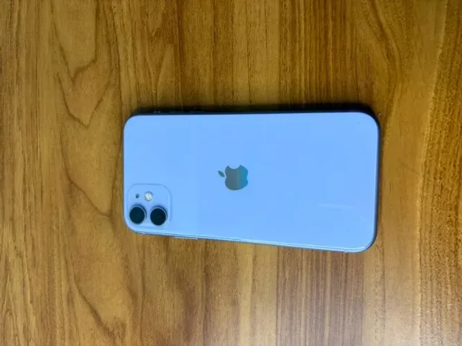 iPhone 11 - 256 GB - Lilás