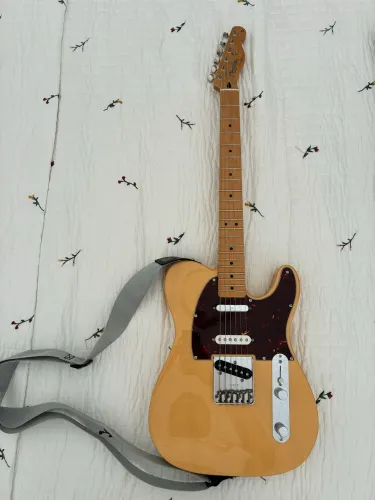 Guitarra Fender Telecaster Deluxe Nashville
