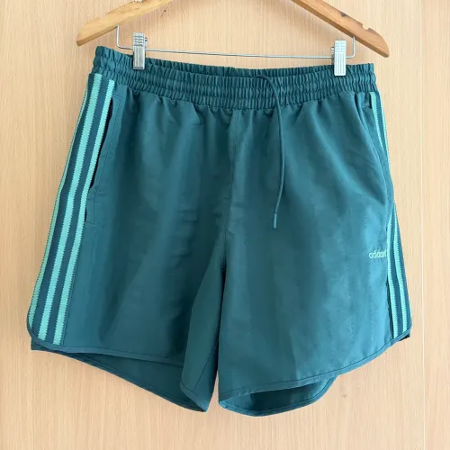 Bermuda adidas verde tamanho g