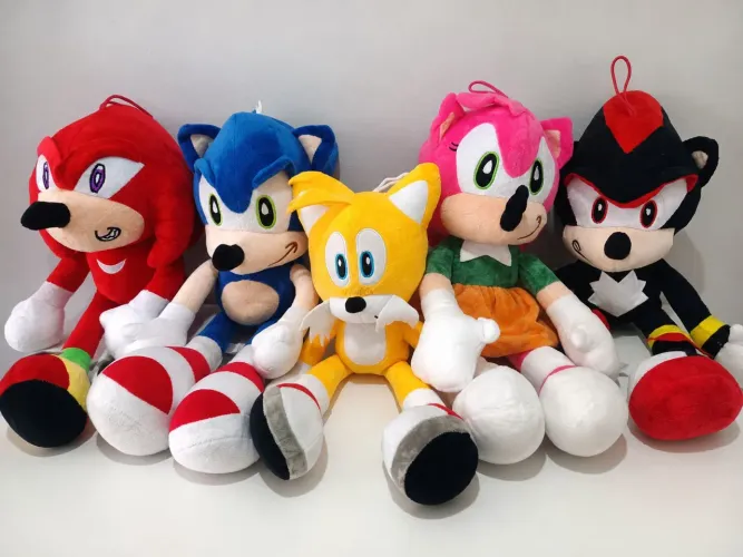 Toda a Turma do Sonic.Pelúcia Média.Promoção!!!!