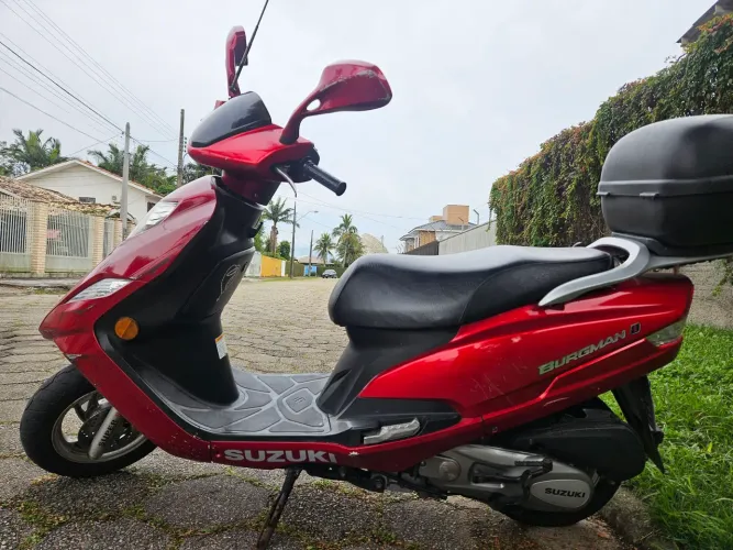 Scooter Burgman baixa km