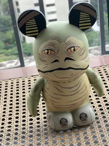 Boneco colecionável Jabba the Hutt da série Star Wars