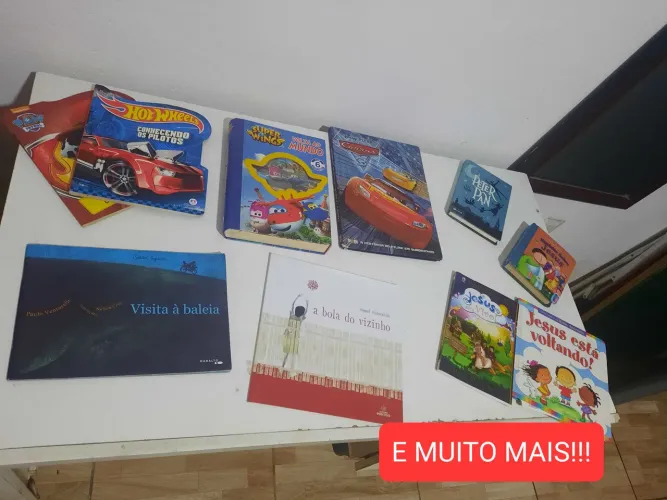 LIVROS INFANTIS VARIADOS POR 20 REAIS!!! 3 POR 50