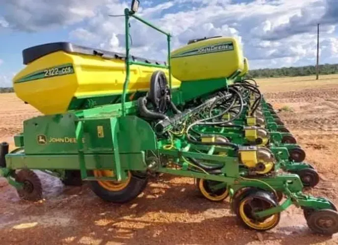 PLANTADEIRA TATU -40 JHON DEERE