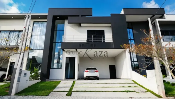 Casa Sobrado - Condomínio Vivva Residencial Clube - 3 Dormitórios - 204m² - Estuda Permuta