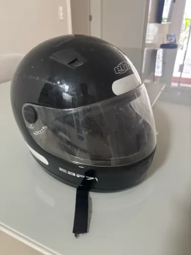 capacete