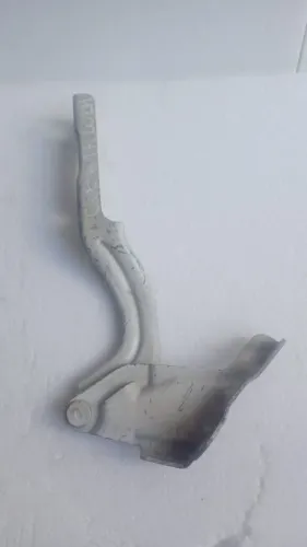 Braço do capô Kia Cerato 17/20 Lado Esquerdo