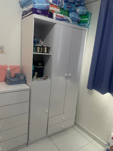 Kit completo de quarto de neném (cômoda,guarda-roupa e berço americano+ colchão )