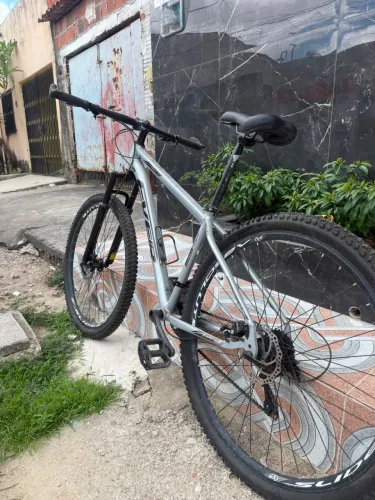 Vende-se aro 29