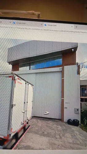 Barracão 8.5 metros pé direito 