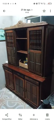 Armário de cozinha de madeira