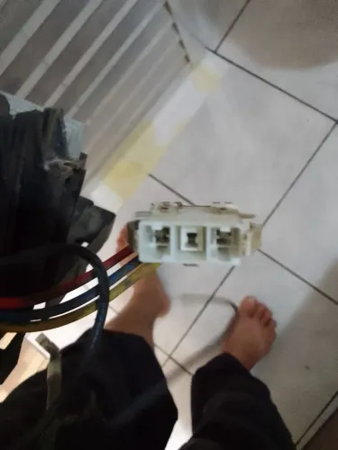 Placa da condessadora 18 mil btus inverte