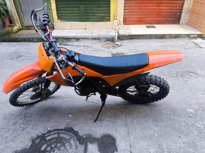 VENDO XR 200 MONTADA PARA TRILHA