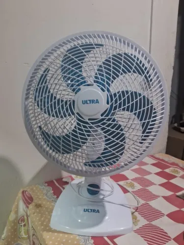 Ventilador de mesa Mondial R$ 90