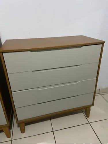 Cômada retro 4 gavetas