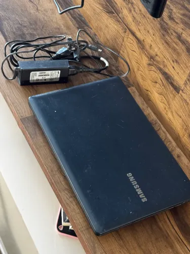 Notebook Samsung NP270E4E Funcionando - Defeito na Tela