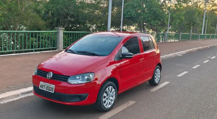 Volkswagen Fox 1.0 MI Total Flex 8V 5P 2012