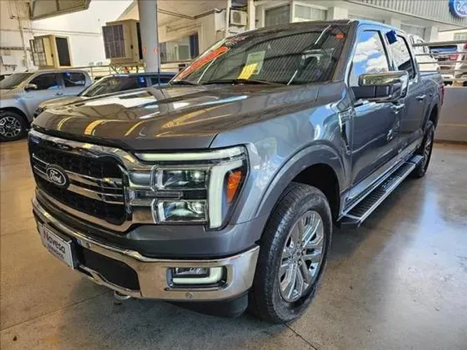 Ford F-150 Lariat 4X4 5.0 V8 2024
