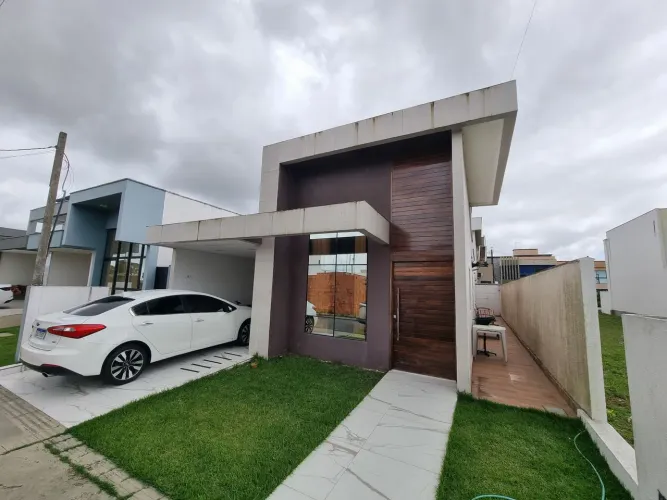 OPORTUNIDADE! BELÍSSIMA CASA NO CONDOMÍNIO ALPHA JARDINS 