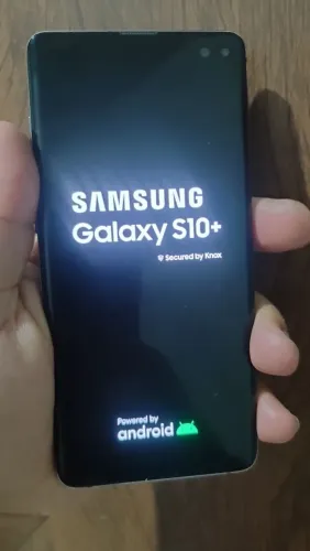 Vendo Galaxy s10 plus com caixa .