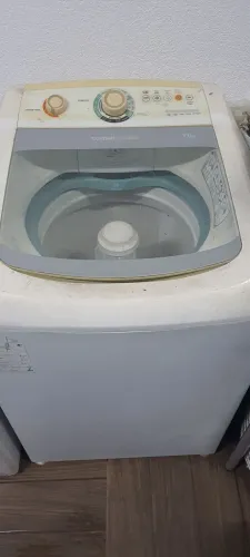 Máquina de lavar roupas 