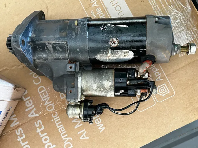 Vendo Motor Partida Delco 24volts 12 dentes Cummins Eletrônico