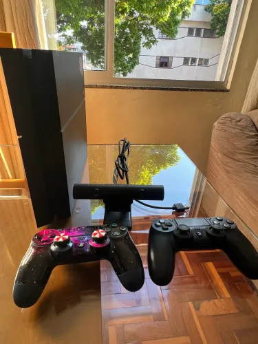 PlayStation 4 FAT seminovo 