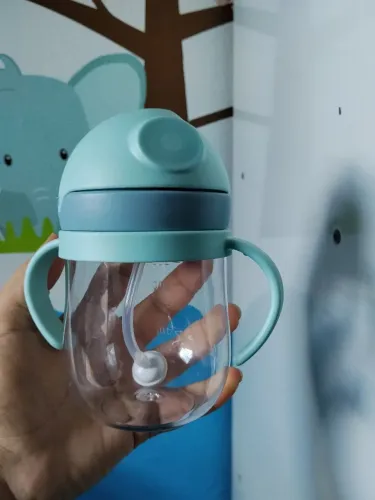 Copo garrafa infantil nova de 250ml por 30,00