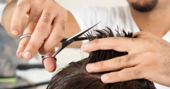 Curso de Corte Masculino ou Barbeiro - Escola Maria Bueno