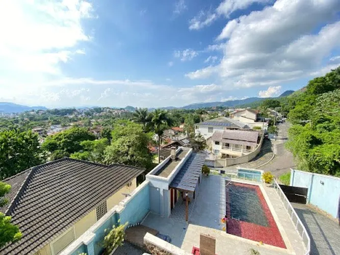 Casa Espetacular de 740m² no Condomínio Bosque doa Esquilos