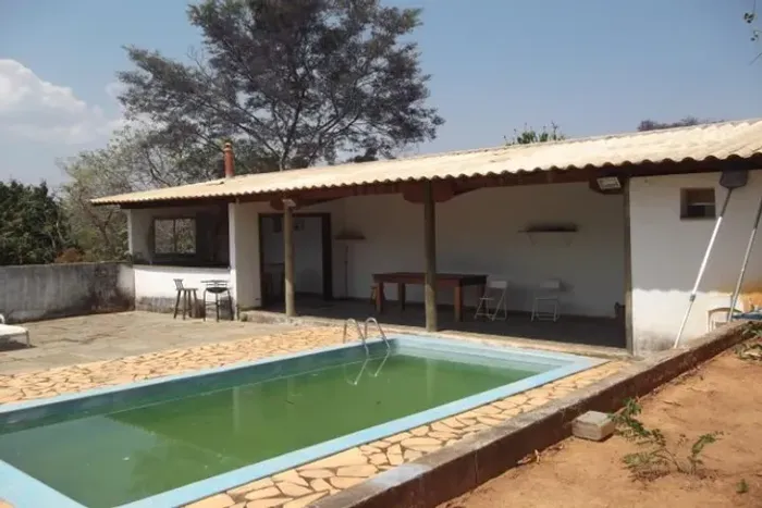 Sitio 4.00m² com casa, barracão, piscina e área gourmet, Serra do Cipó.