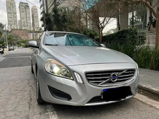 Sucata volvo s60 2018 para retirada de peças 
