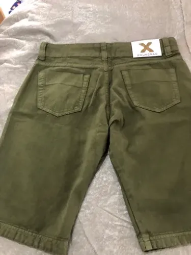Bermuda sarja verde 36/38