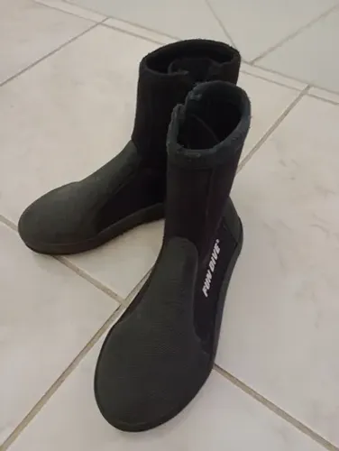 Bota para mergulho Fun Dive em neoprene 5mm - Usado