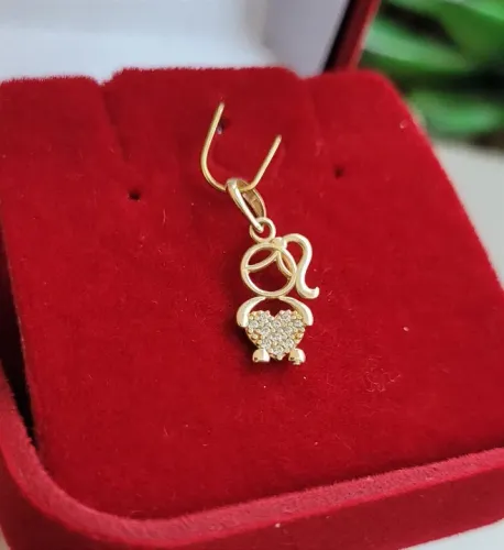 DESCONTO! Pingente Menina Ouro 18k Zircônias