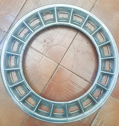 Raro jogo sobre aro para roda do seu carro