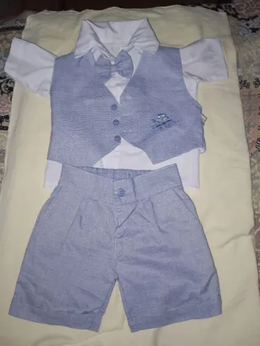 Roupa usada só para foto. 