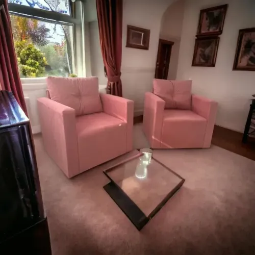 Várias Cores de Poltronas de 1 Lugar decorativa em Tecidos e Corino diretamente de Fábrica