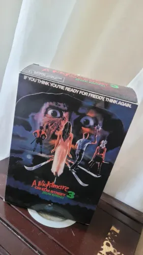 Action figure A Nightmare on Elm Street 3: Dream Warriors - original de coleção.